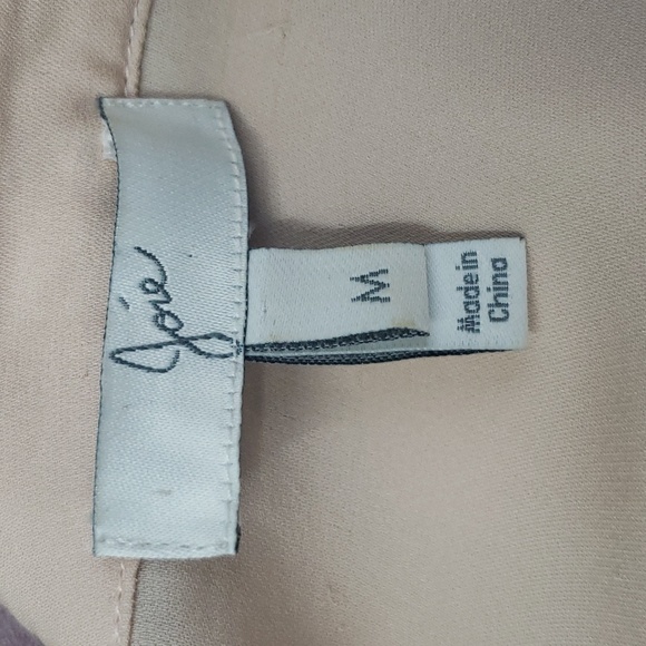 ❌SOLD❌Joie Silk V-Neck Lightest Pink Sand Blouse - Picture 11 of 12